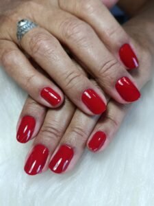 Luiza Cristina unhas