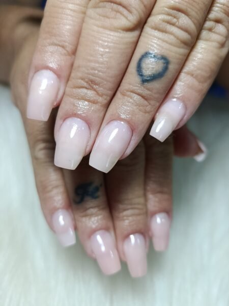 Luiza Cristina unhas